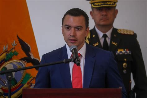 Noboa Busca Eliminar Prohibición De Bases Militares Extranjeras En