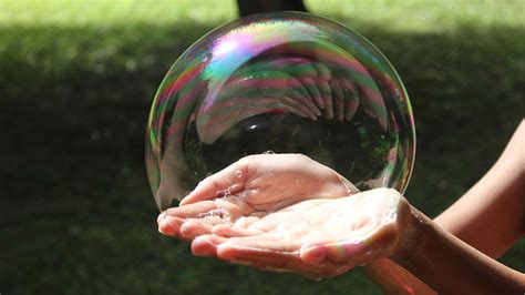 Best Bubble Recipe: Easy, Homemade Fun for 2023 - AtOnce