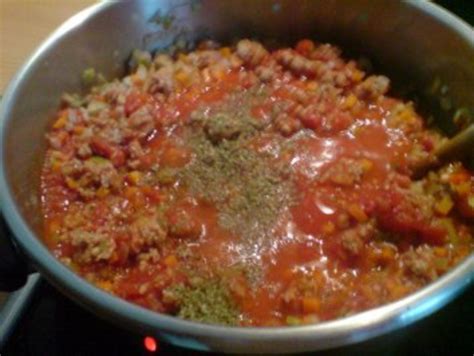 Tomatensauce Mit Sugo Di Pomodori Und Tomatenmark Rezept Mit Bild