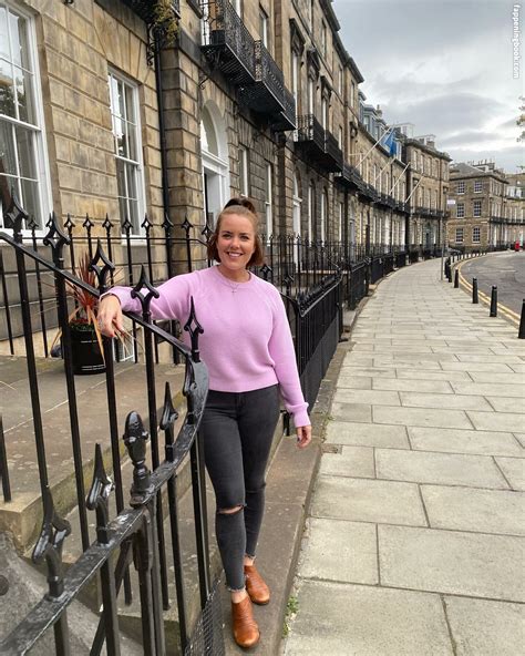 Chloe G Chloe G Thechloegong Nude Onlyfans Leaks Fappening Fappeningbook