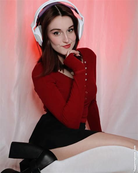 Maggie Roscher Magazine Rooster Nude OnlyFans Leaks Fappening FappeningBook