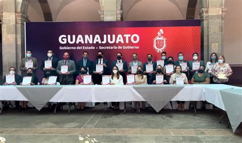 Firma Gobierno del Estado convenio con municipios para la creación de