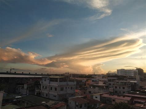 Happy Accidents: Manila Airport Edition — Travelling Curmudgeon