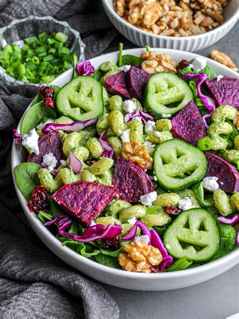 Spooky Halloween Spinach Salad Munchmeals By Janet