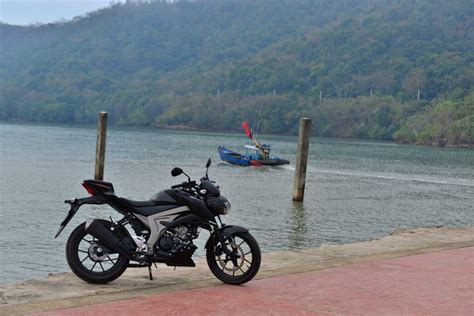 Review Suzuki GSX S150 พ า ห น ร ก ม า พ ก ต ร า ด SUZUKI