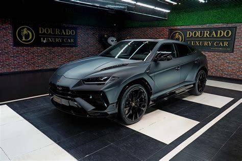 Interior Lamborghini Urus A Luxurious Ride For Modern Driver