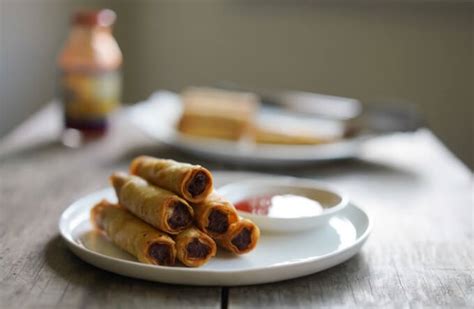 Lumpia Shanghai Recipe (Crispy Filipino Easter Rolls)