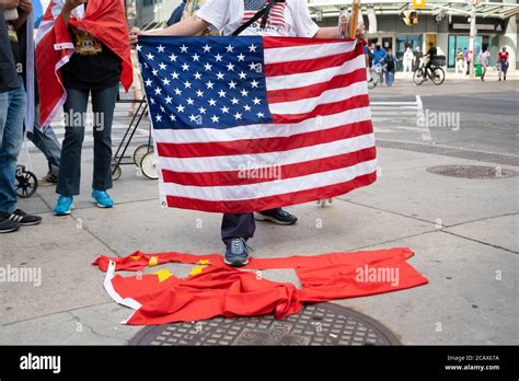 Chinese communist party flag hi-res stock photography and images - Alamy