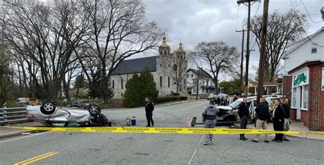 Woonsocket Crash Kills 58 Year Old Woman Sends 2 Others To Hospital