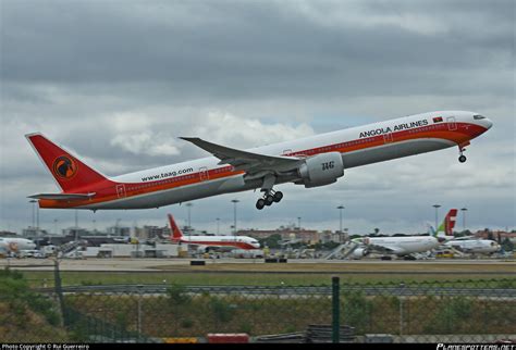 D Teh Taag Linhas Aereas De Angola Airlines Boeing M Er Photo