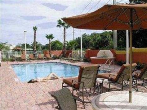 Holiday Inn Express Hotel & Suites Fort Lauderdale Airport/Cruise Port ...