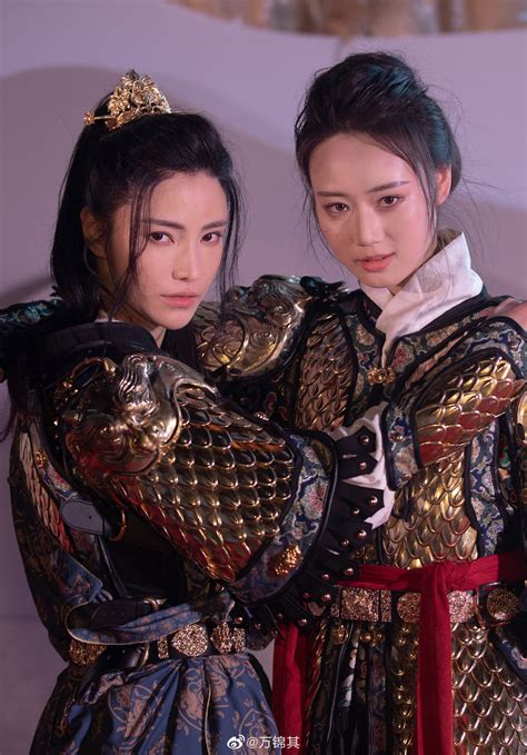 hanfu gallery women in chinese armor and hanfu by 万锦其