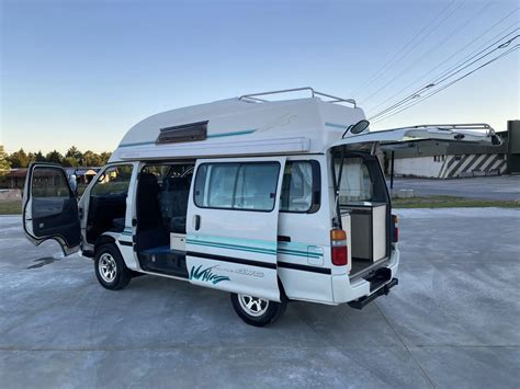 1996 Toyota HiAce 4WD Is the Finest JDM Camper, and It's Great as an ...