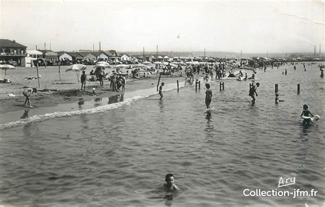 Cpsm France Fos Sur Mer Ensemble De La Grande Plage Bouches