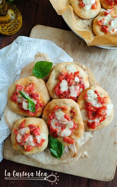 Pizzette Al Pomodoro La Gustosa Idea Ricetta Antipasto Sfizioso