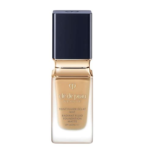 Cl De Peau Beaut Radiant Fluid Foundation Matte Harrods Us