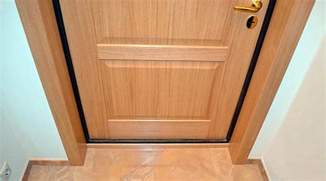 Как сделать откосы на входной и межкомнатной двери