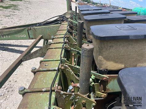 John Deere 7000 8 Row 30 Planter Bigiron Auctions