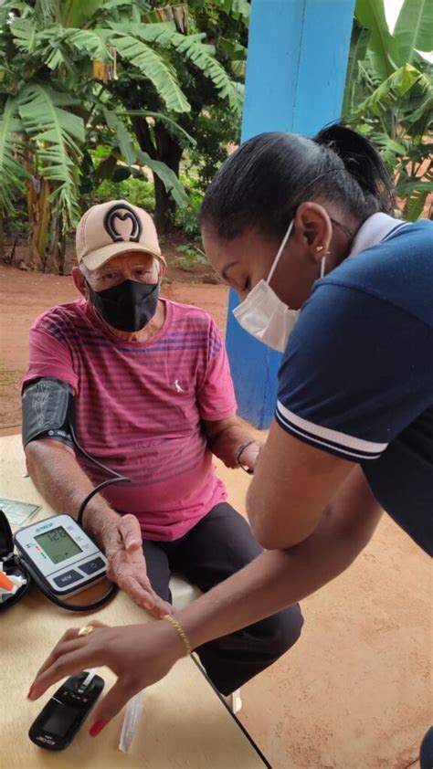 SANTA TEREZA DO TO Moradores hipertensão e diabetes são atendidos