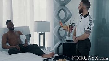 Room Service Turns Into Cock Service Papi Suave Taye Scott Xvideos