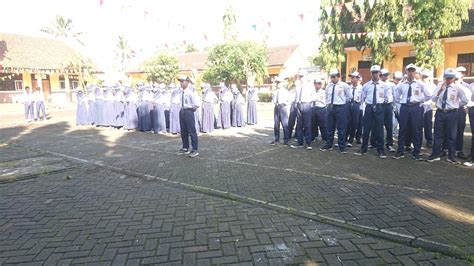 Smpn Songgon Apel Pagi Hari Senin