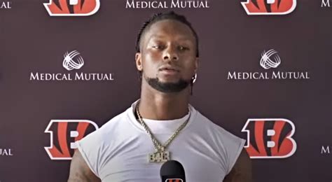 Bengals RB Joe Mixon Enters Plea For Menacing Charge