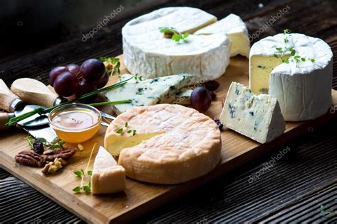 French cheese platter — Stock Photo © fotovincek #100115812