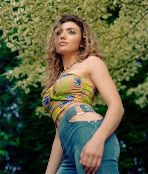 Peyton List Hot Cute Gorgeous Pictures Bollywoodfever