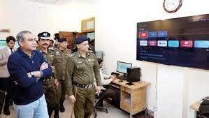 Naqvi Visits Headquarters Of Elite Force Patrolling Police