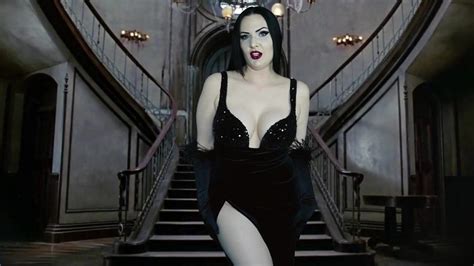 Gothic Glamour A Morticia Addams Cosplay Lookbook Nude Youtube Video Ytbare
