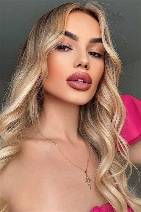 Beautiful Yulia 24 Y O From Kharkov With Blonde Hair ID 638170 LadaDate