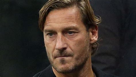 Finanza E Fisco Su Francesco Totti Con Una Cartella Esattoriale Da 1 5