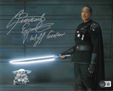 Photo The Mandalorian - Moff Gideon Signed by Giancarlo Esposito with ...