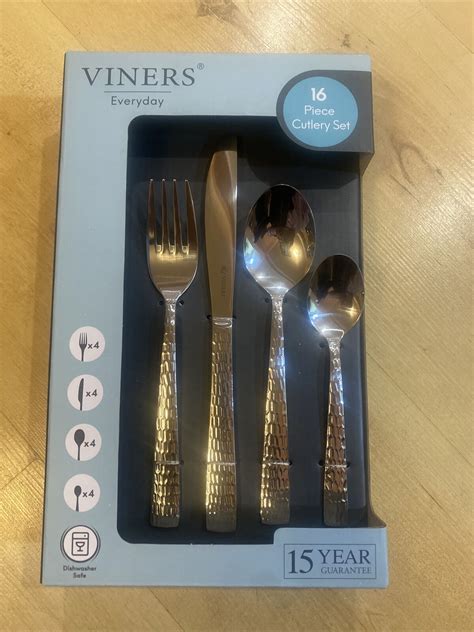 VINERS EVERYDAY GLISTEN 16 PIECE STAINLESS STEEL HAMMERED EFFECT