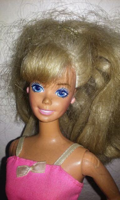 Vintage Blonde Blue Eyed Barbie Doll © Mattel Inc 1966 Made In