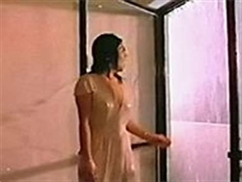 Naked Olivia Collins In Violaci N Video Clip