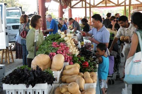 Carrboro Farmers' Market