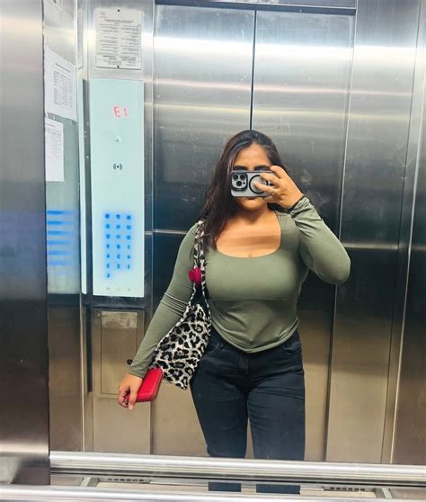 Independent Girl Nude Cam Sex Chat Meet Indian Escort In Ahmedabad