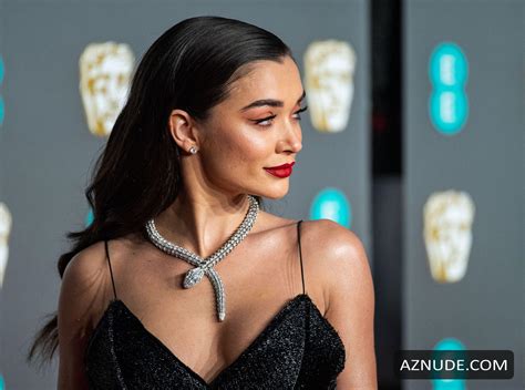 AMY JACKSON Nude AZNude