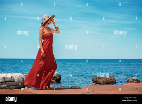 Beautiful Woman In Red Bikini Hi Res Stock Photography And Images Alamy