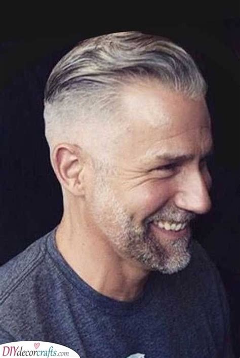 20 HAIRSTYLES FOR MEN OVER 50 - Haircuts for Men Over 50 | Older mens hairstyles, Best ...