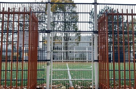 Paris Le Roi Du Porno Amateur Et Le Policier V Reux R Glent Leurs Comptes Au Quartier Vip De