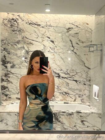 Lillyslibrary Nude Leaks OnlyFans Leaked Models The Fappening Leaked Photos