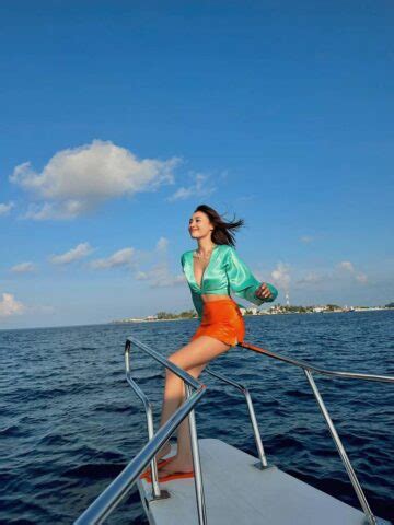 54 Ảnh Ninh Dương Lan Ngọc sexy khoe dáng trong bộ Bikini táo bạo GenZ Relax