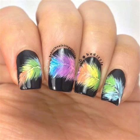 40+ Pretty Feather Nail Art Designs And Tutorials 2022