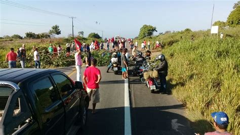 Manifestantes interditam a BR 010 em Irituia nordeste do Pará Pará G1