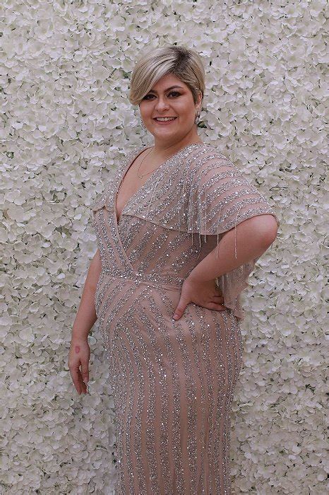 VESTIDO NY NUDE METALIZADO PEDRARIA E FRANJAS CAPA Closet Das