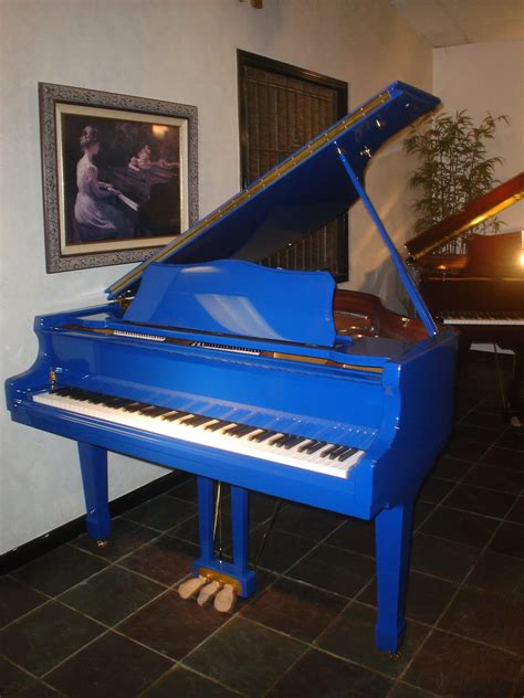 Chinese Piano Lady: Playing piano blues on the blue piano???