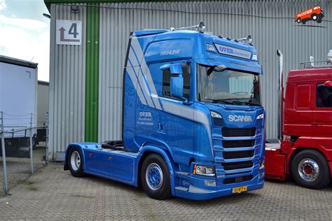 Foto Scania 500S Van Over Transport Over Transport TruckFan