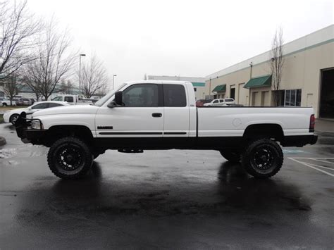 2002 Dodge Ram 2500 Slt 4x4 59l Diesel 5 Speed Manual Lng Bed